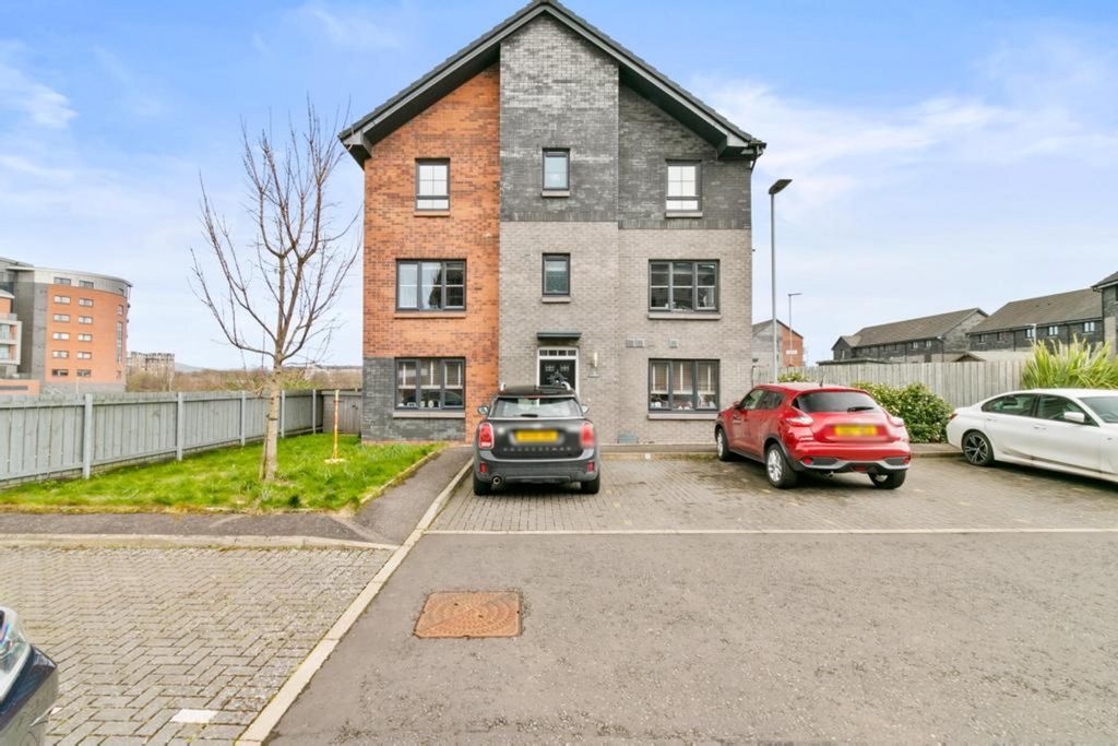 Property photo 1 of 24