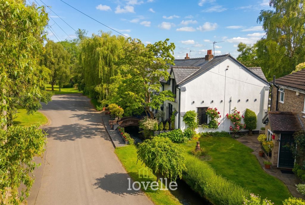 Property photo 3 of 56