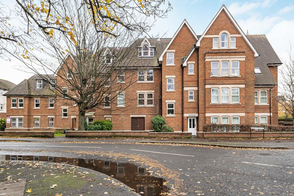 Property photo 1 of 28 Exterior