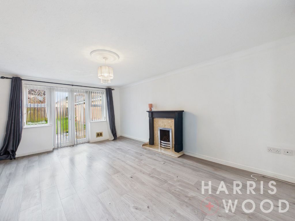 Property photo 2 of 33 4932304