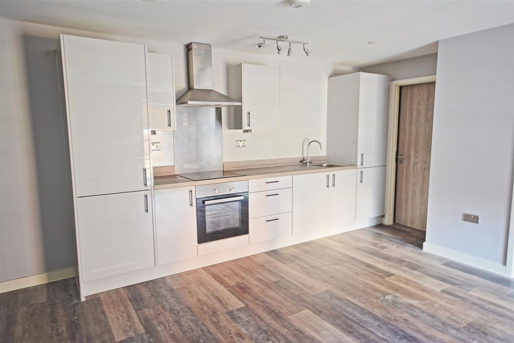 Property photo 3 of 6 2.Jpg