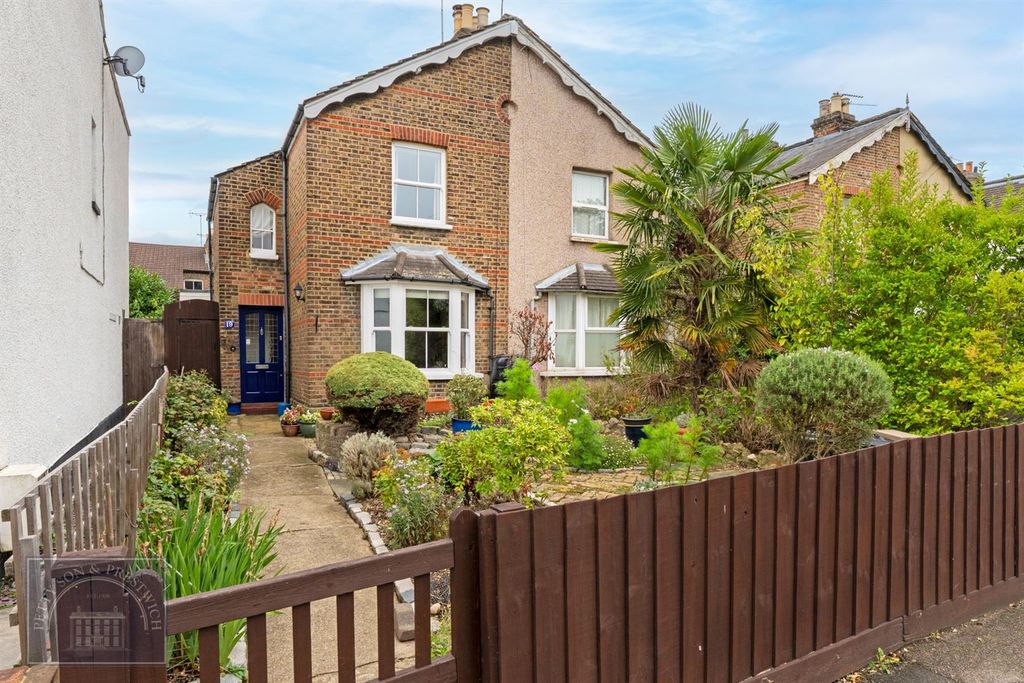 Property photo 1 of 15