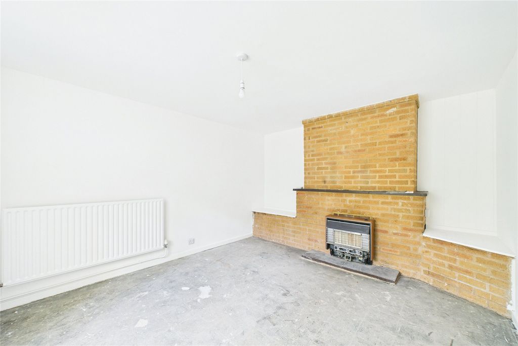 Property photo 2 of 10 Picture No. 01