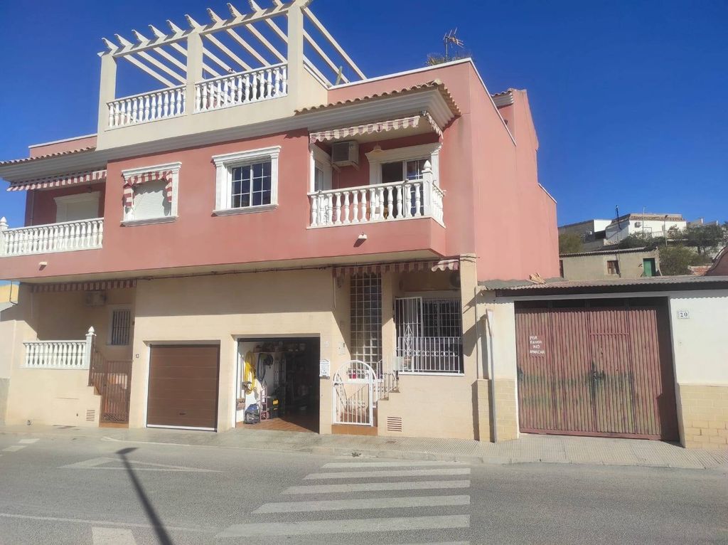 Property photo 1 of 19