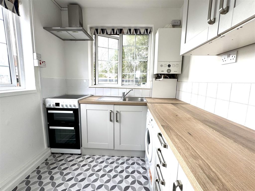 Property photo 3 of 12 Img_7557.Jpg