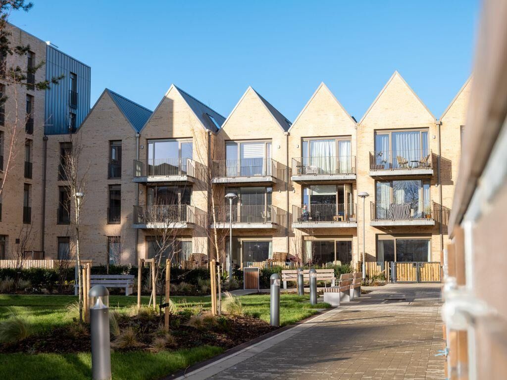 Property photo 1 of 22 4241811