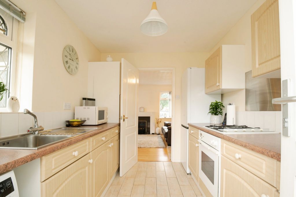 Property photo 3 of 18 Photo