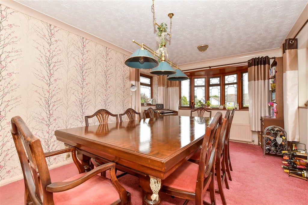 Property photo 3 of 14 Dining Room