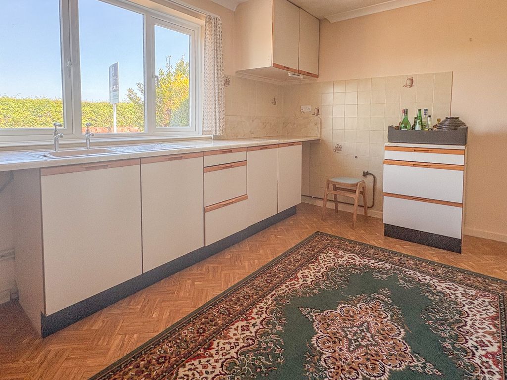 Property photo 3 of 17 3373114