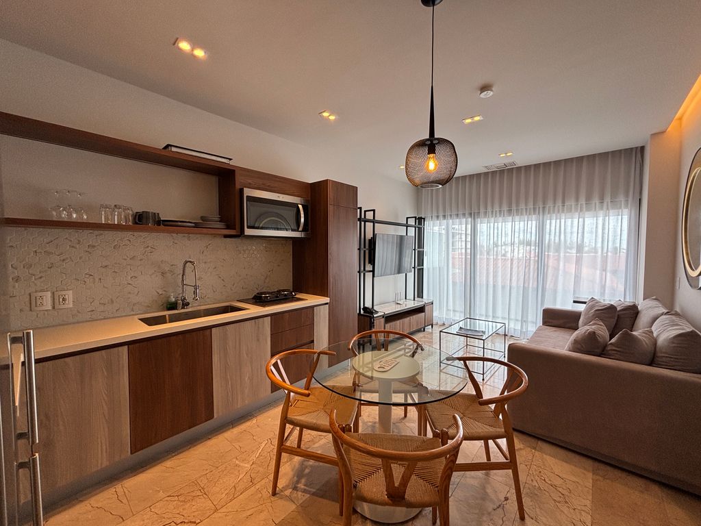 Property photo 3 of 41