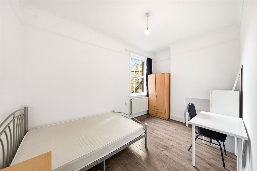 Property photo 3 of 14 Picture No. 14