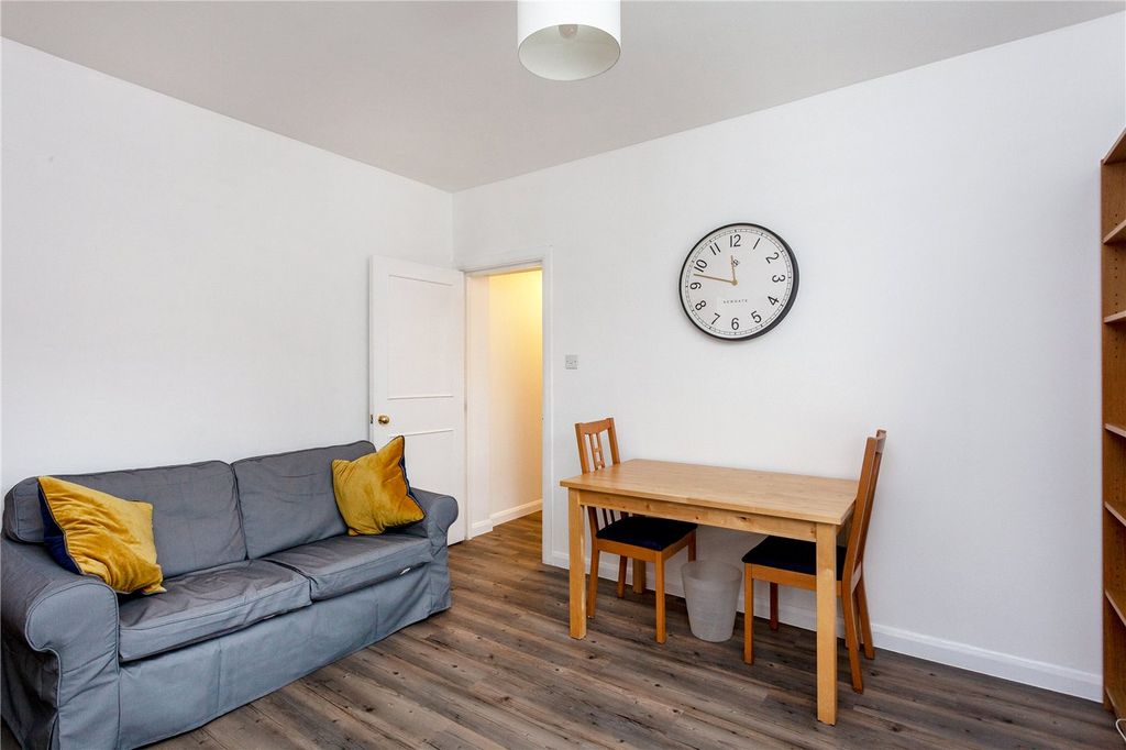 Property photo 2 of 6 Picture No. 05