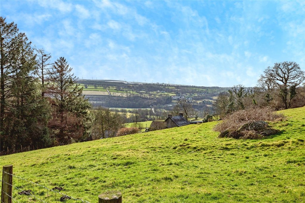 Property photo 2 of 24 Picture No. 35