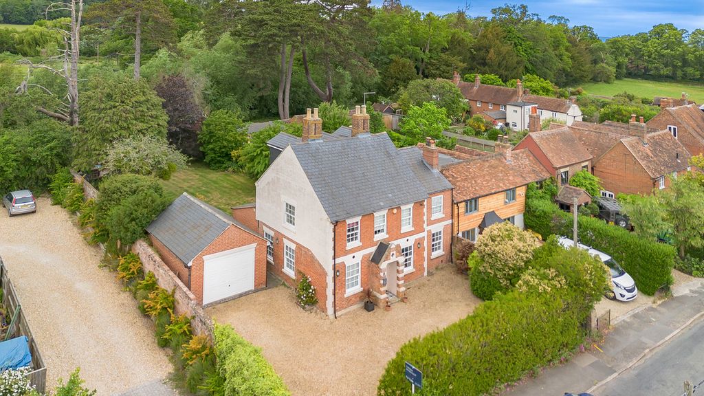 Property photo 1 of 32