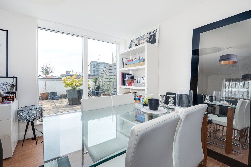 Property photo 3 of 15 Photo 10