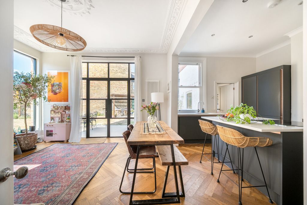 Property photo 1 of 23 1501907-19-6A74B1...