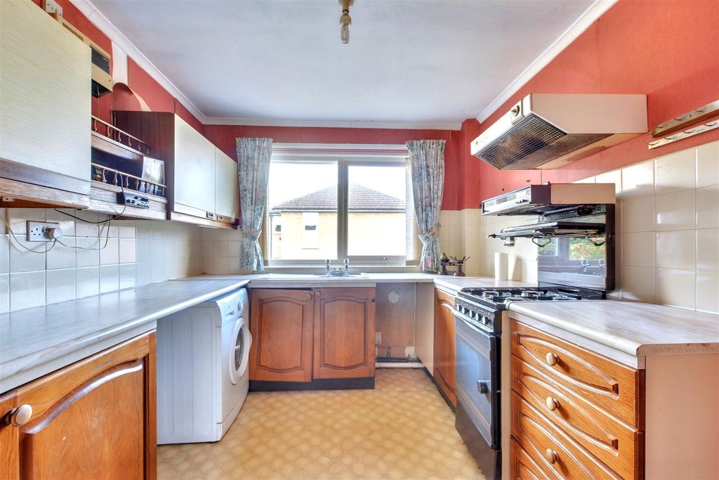 Property photo 3 of 20 Kitchen_1.Jpeg