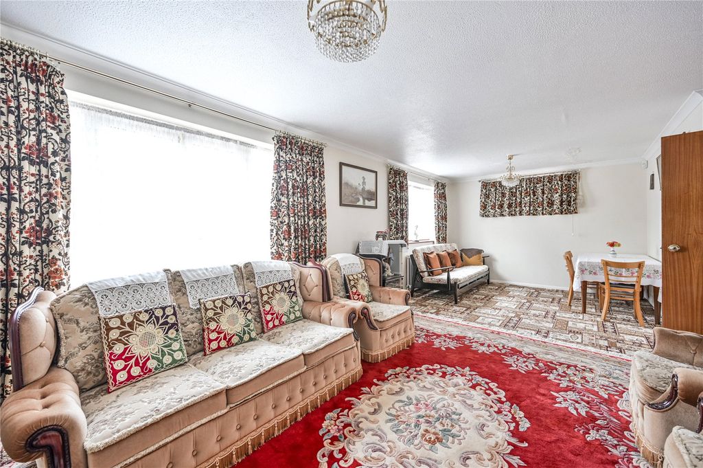 Property photo 3 of 25 Picture No. 12