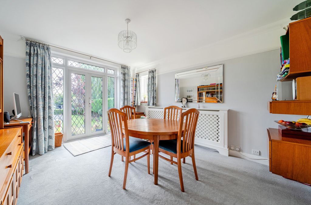 Property photo 3 of 23 1525098-6-6Ab24E2...