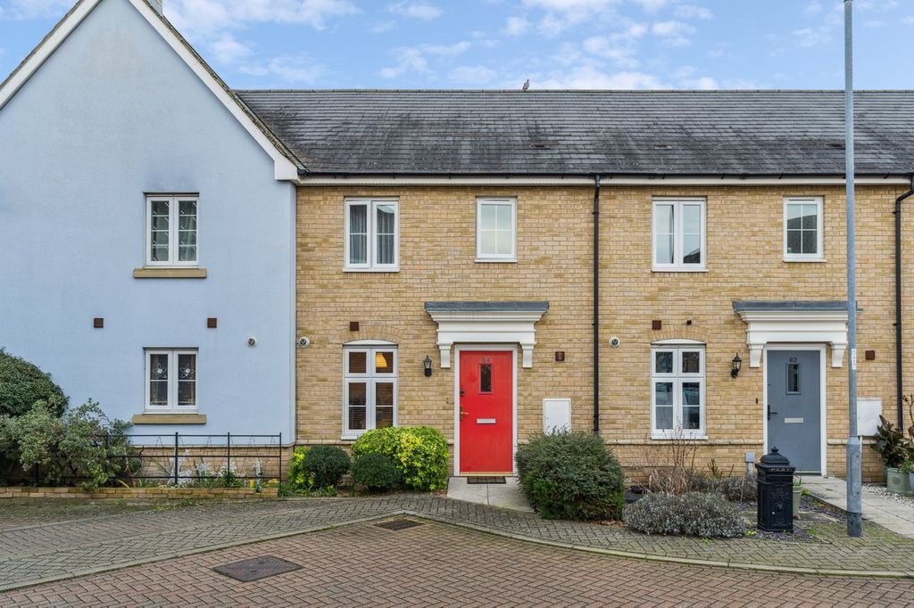 Property photo 1 of 12