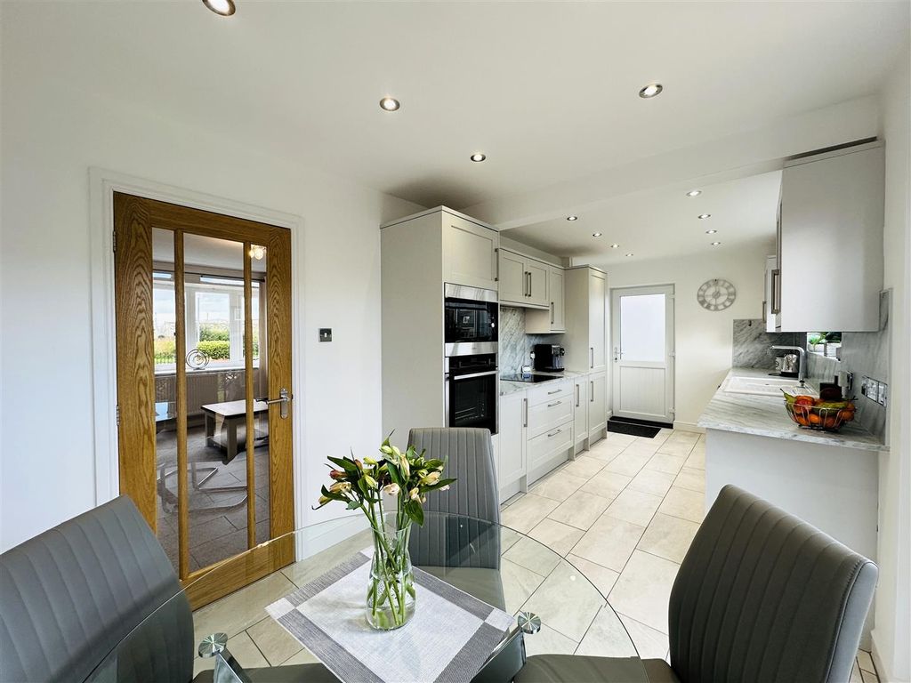 Property photo 2 of 15 Kitchen Diner.Jpg