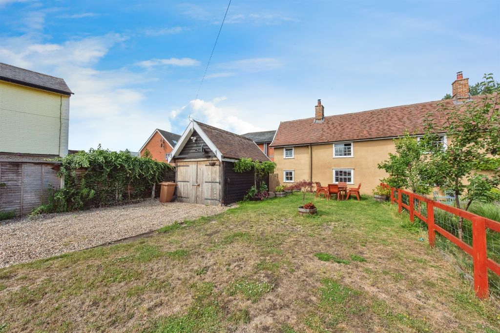 Property photo 2 of 17