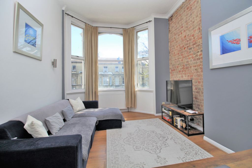 Property photo 1 of 18 32