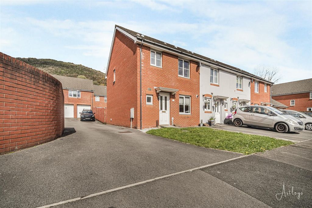 Property photo 1 of 16 01-P1135462.Jpg