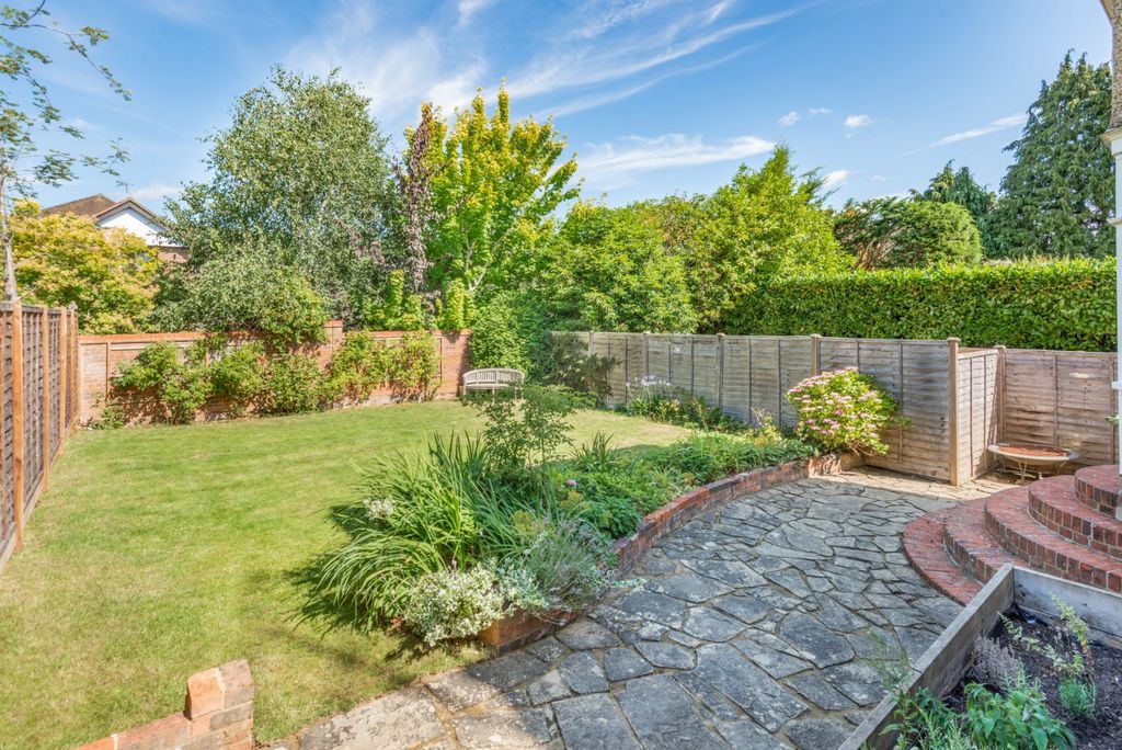 Property photo 2 of 9 Picture No. 13