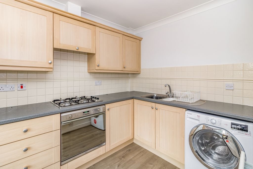 Property photo 3 of 7 76135