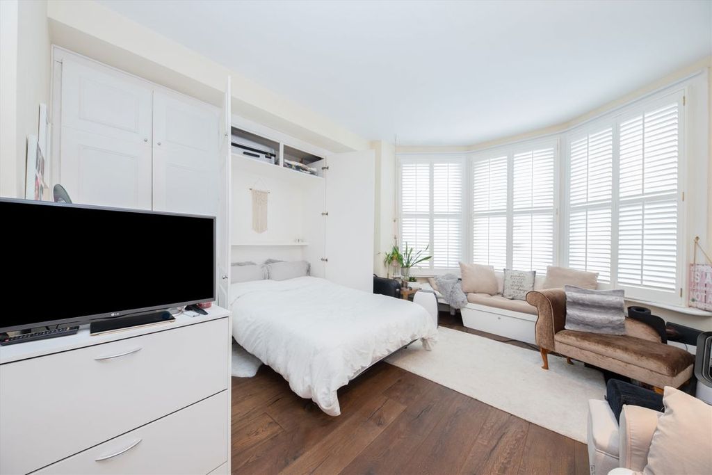 Property photo 2 of 2