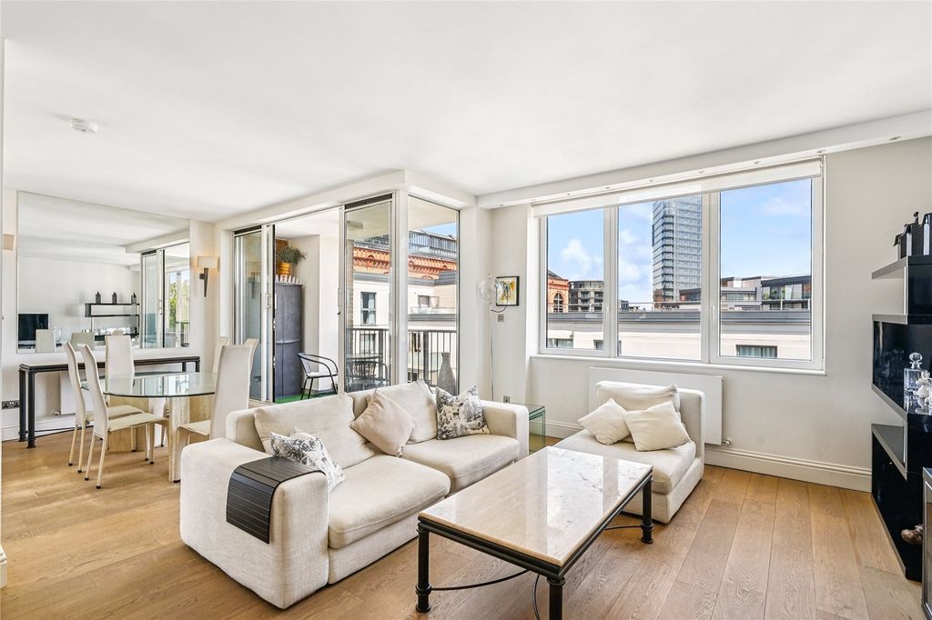 Property photo 1 of 19 Picture No. 11