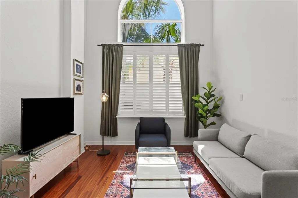 Property photo 3 of 20 <Alttext/>