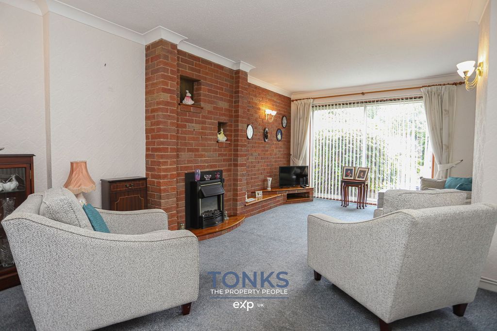 Property photo 3 of 22