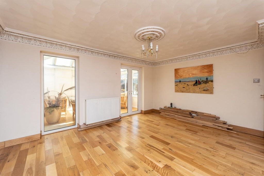 Property photo 3 of 16 5C5A0615.Jpg
