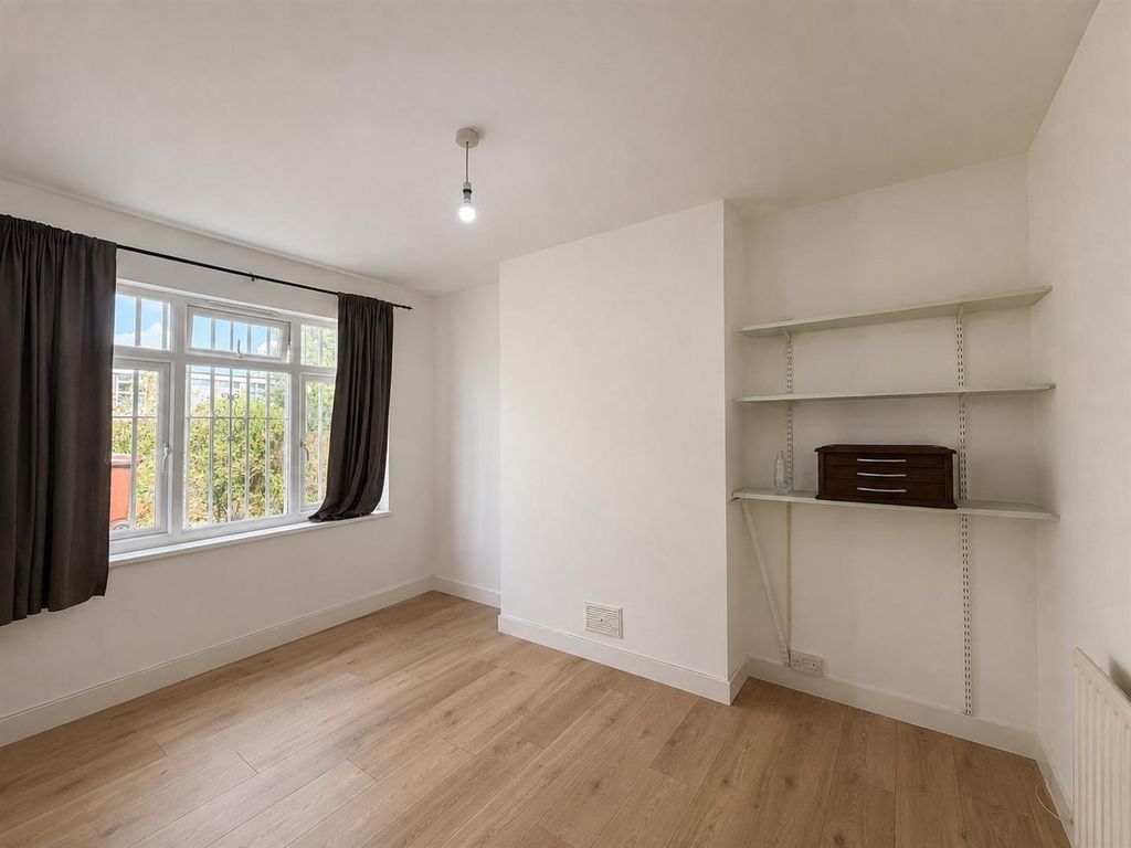 Property photo 2 of 5 A515F1E9-F3Dd-44C0-9001-31A261A09288.Png