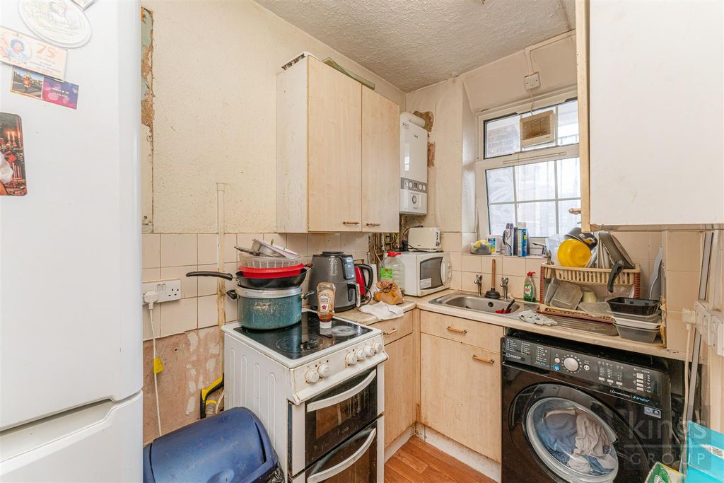Property photo 2 of 13 Kitchen