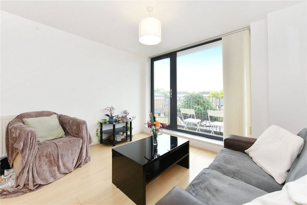 Property photo 3 of 11 Picture No. 08