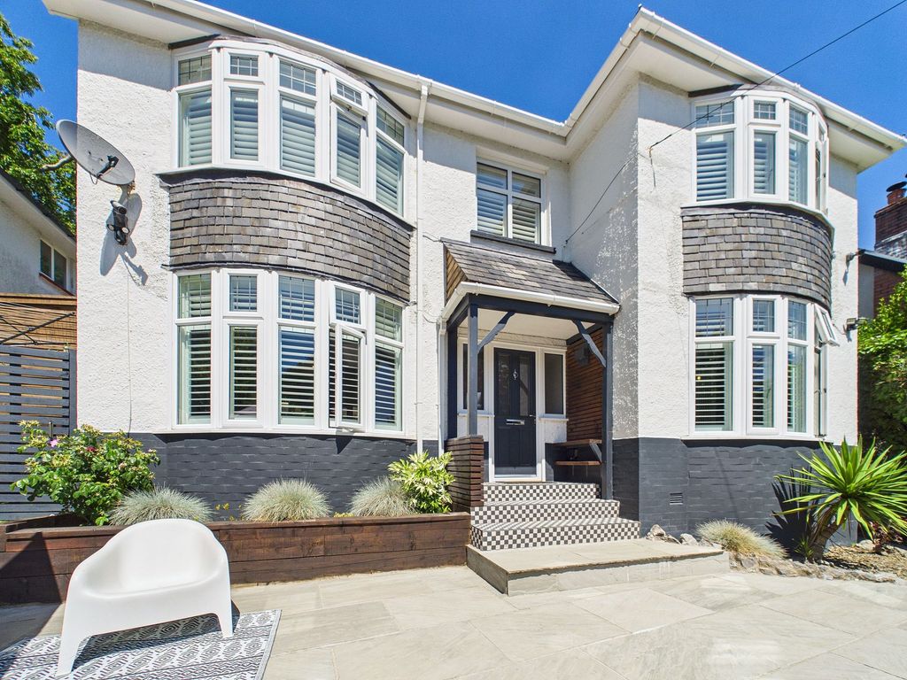 Property photo 1 of 60