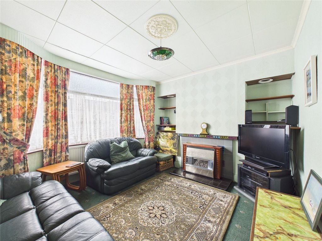 Property photo 2 of 24 Picture No. 05