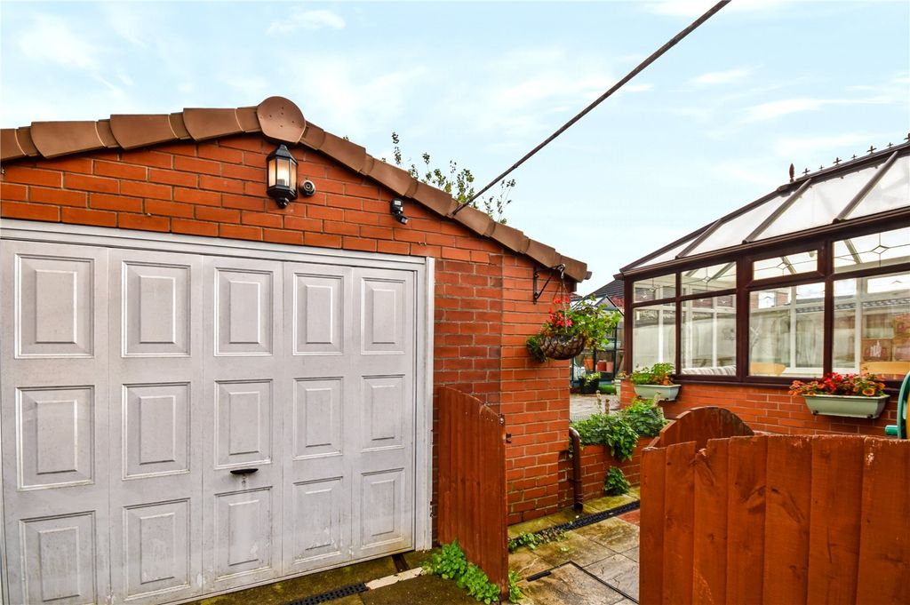 Property photo 2 of 19 Picture No. 01