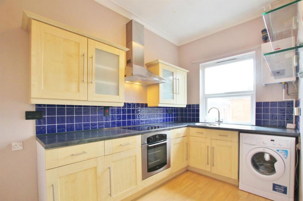 Property photo 3 of 8