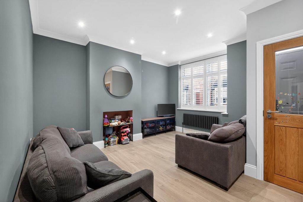 Property photo 2 of 20 Pnmb0713.Jpg