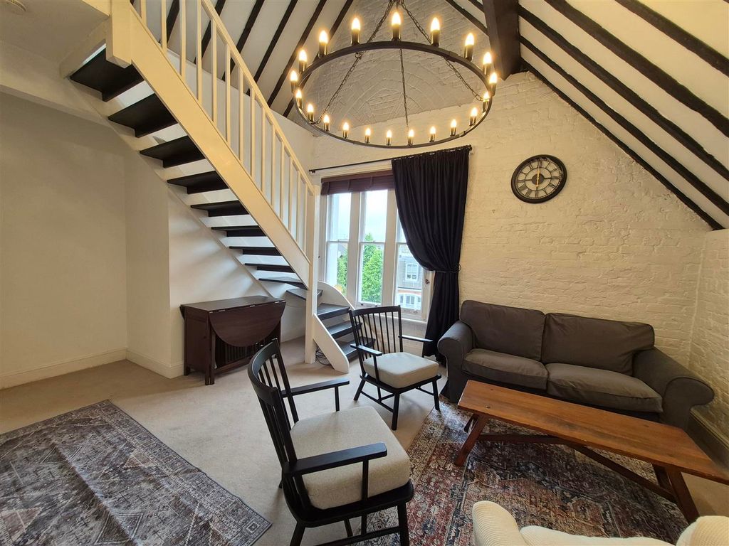 Property photo 1 of 8 Reception Room