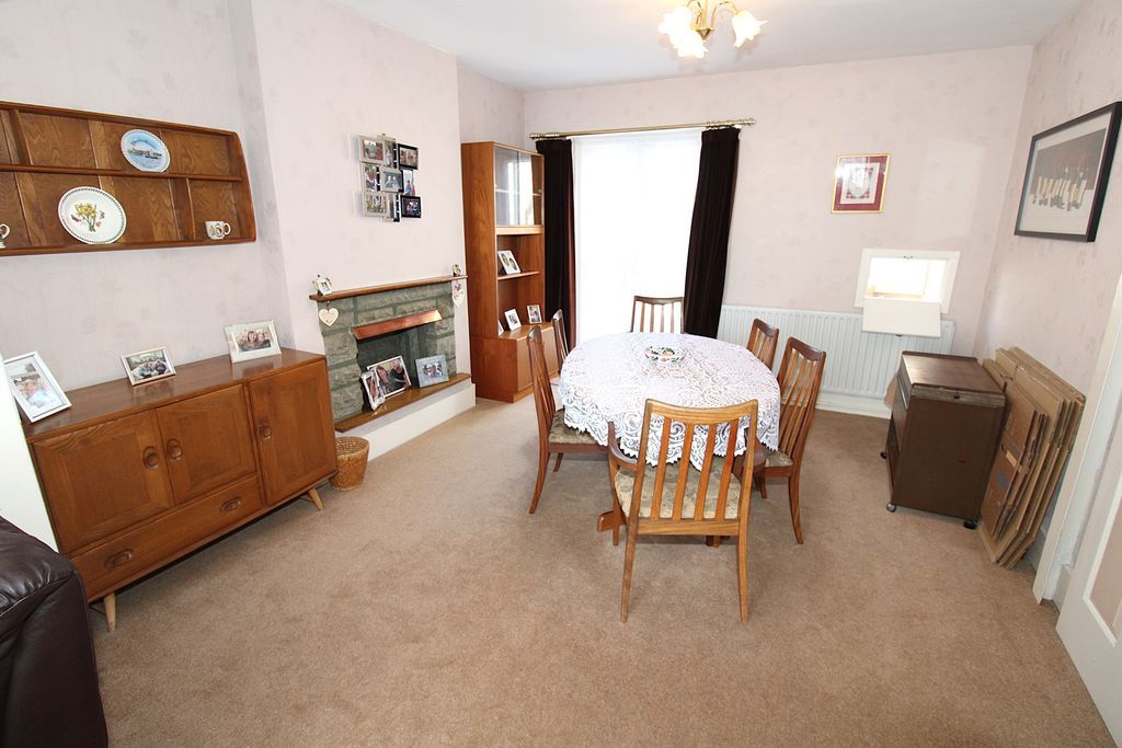 Property photo 3 of 12 Photo 4