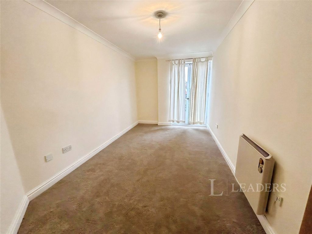 Property photo 2 of 11 Picture No. 06