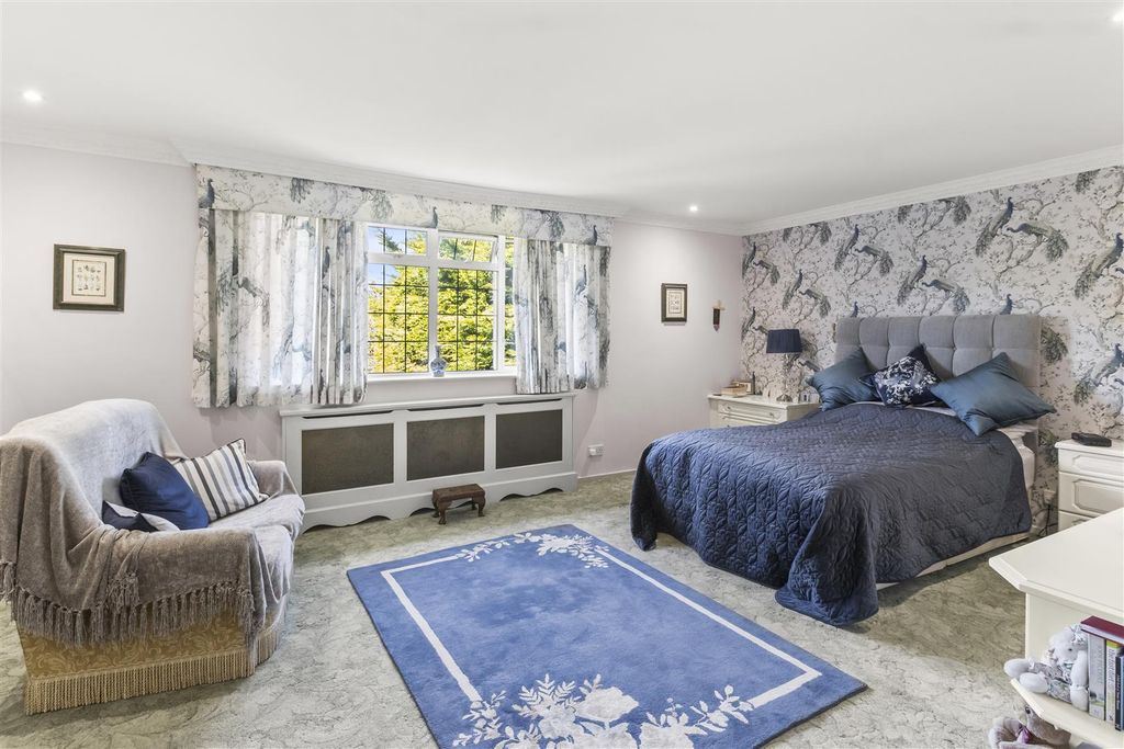 Additional image 17 of 4 bed detached house for saleChurch Street, Willingdon, Eastbourne BN22