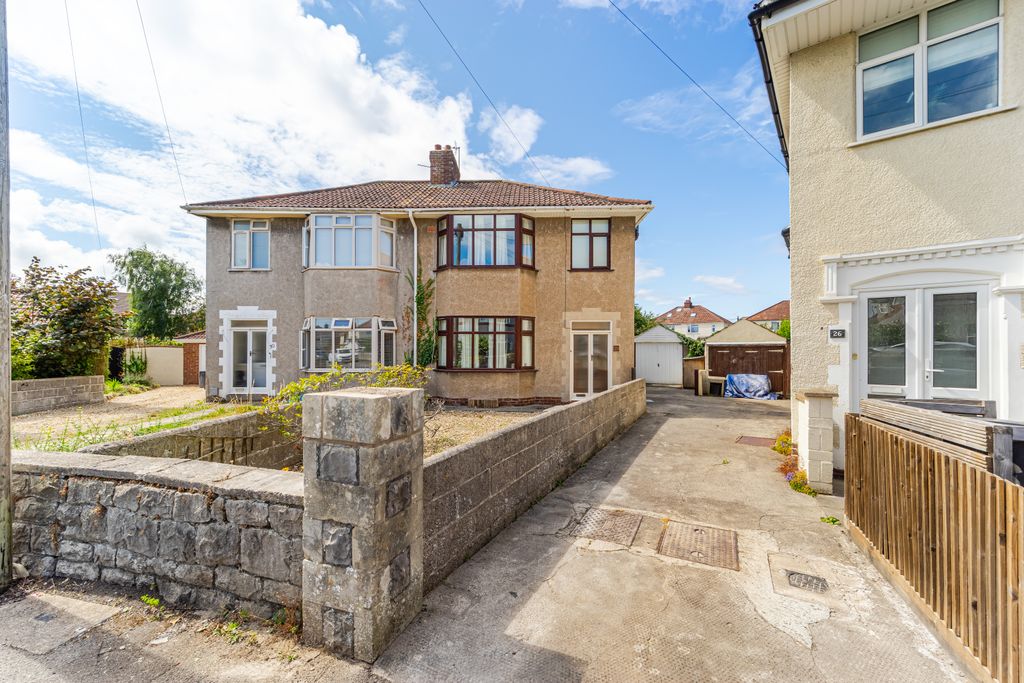 Property photo 1 of 25 3 Bed Semi-Detached House For Sale