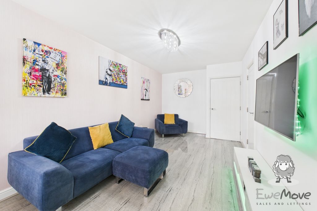 Property photo 2 of 16 6