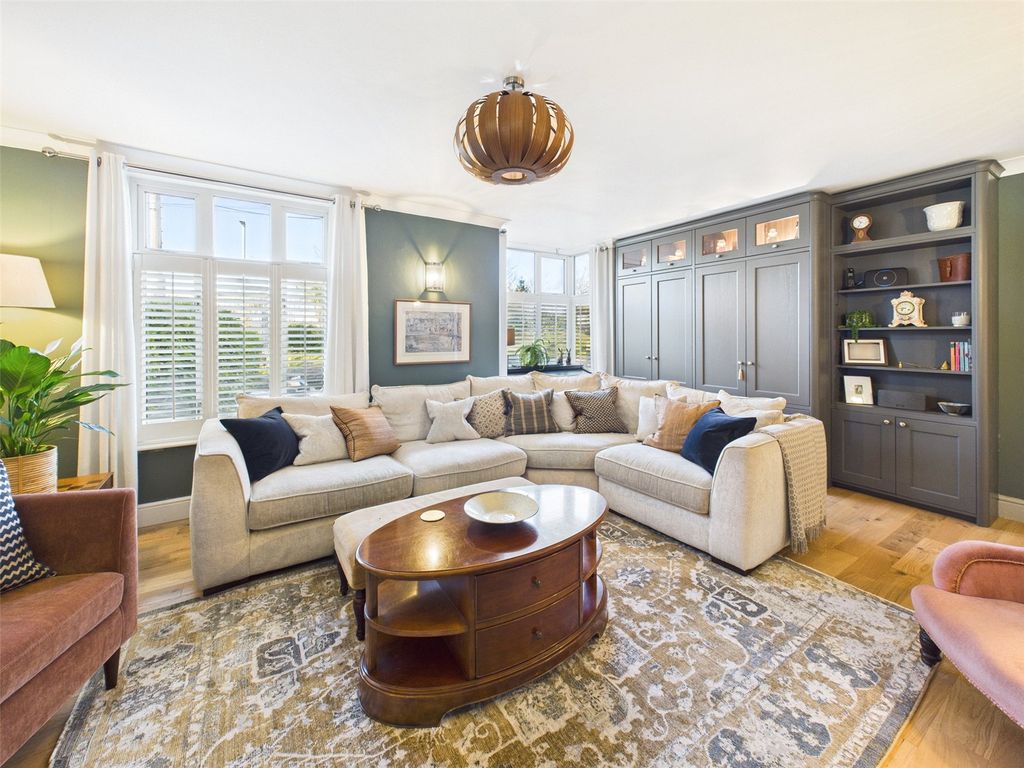 Property photo 2 of 32 Picture No. 43